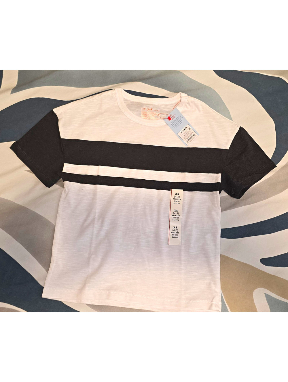 Cat & Jack Boys Size 4 White/Black Striped Relaxed Fit Crew Neck T-Shirt